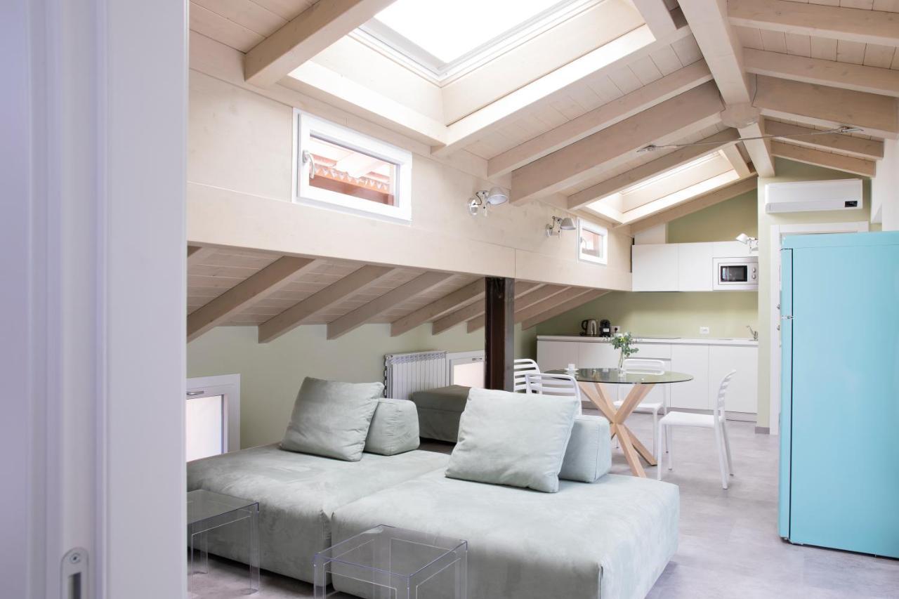 Charming Moment Di Villa Porta - Residenza Porto Vecchio 루이노 외부 사진
